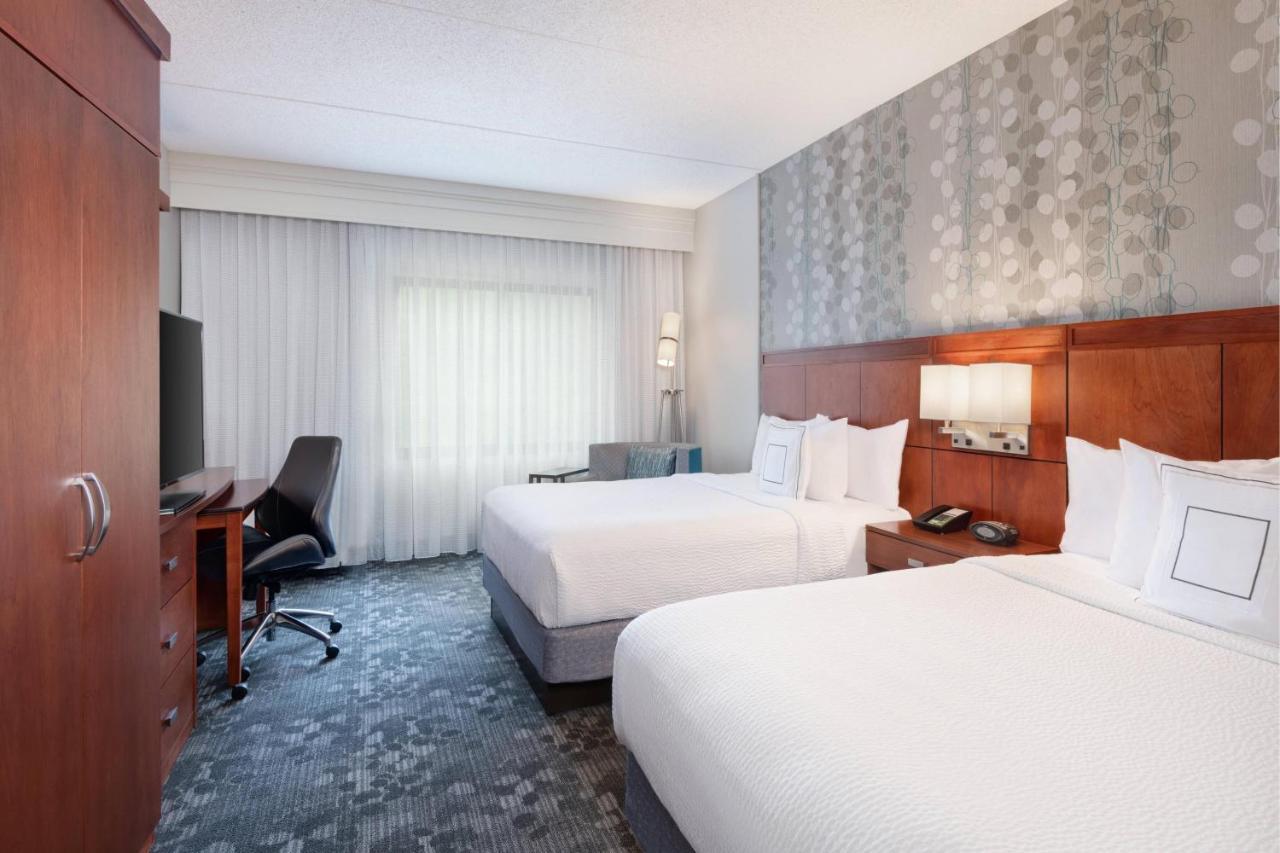 Courtyard By Marriott Pittsburgh Washington Meadow Lands Hotell Eksteriør bilde