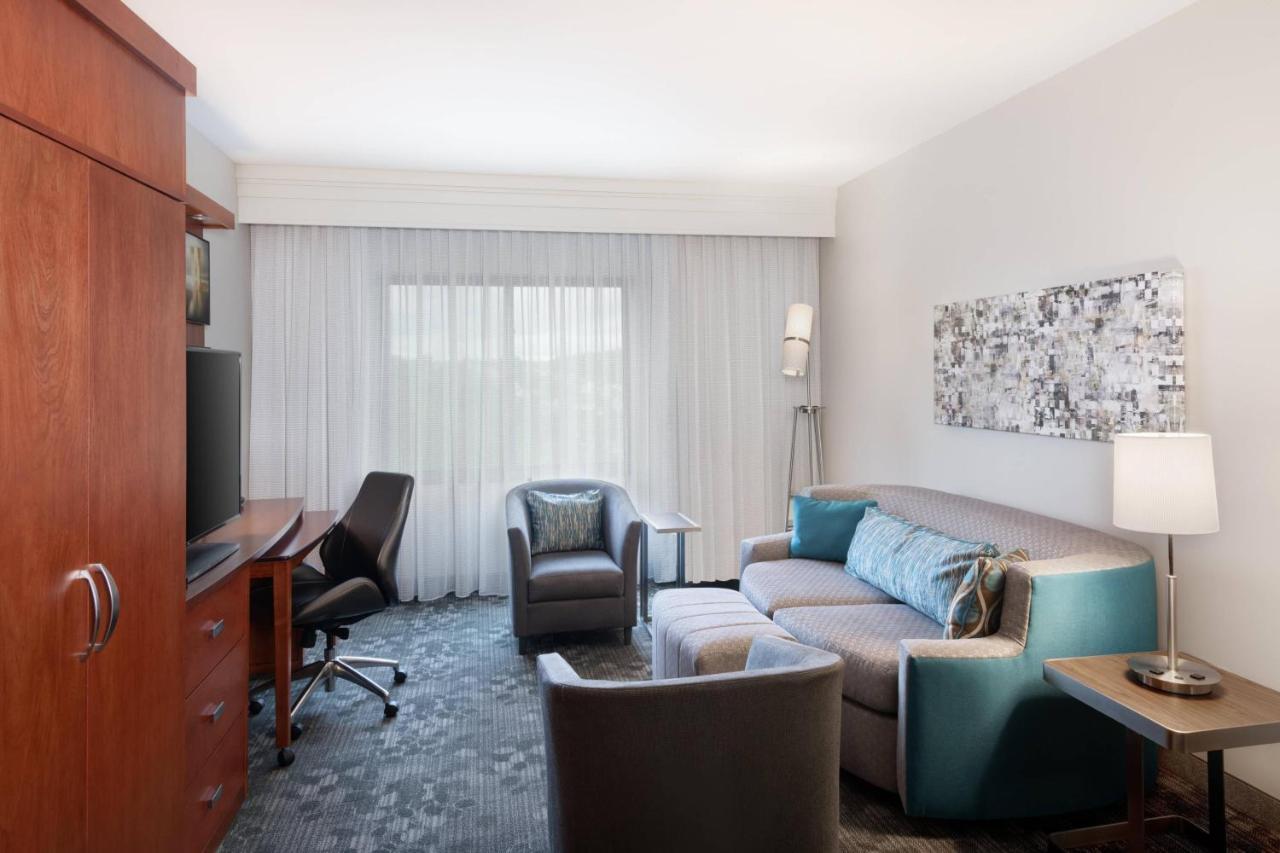 Courtyard By Marriott Pittsburgh Washington Meadow Lands Hotell Eksteriør bilde