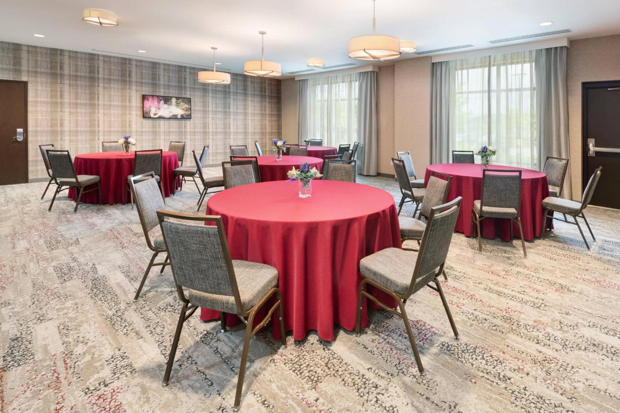 Courtyard By Marriott Pittsburgh Washington Meadow Lands Hotell Eksteriør bilde