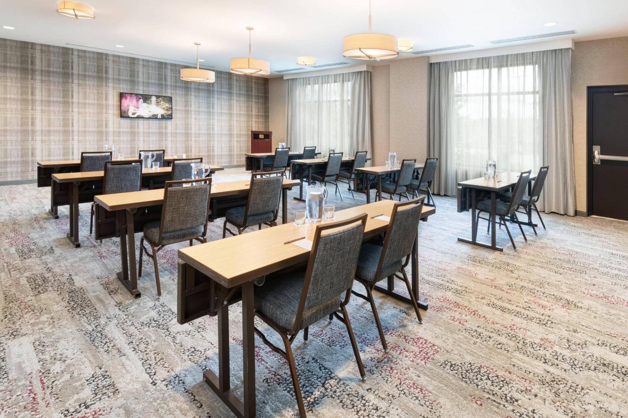 Courtyard By Marriott Pittsburgh Washington Meadow Lands Hotell Eksteriør bilde