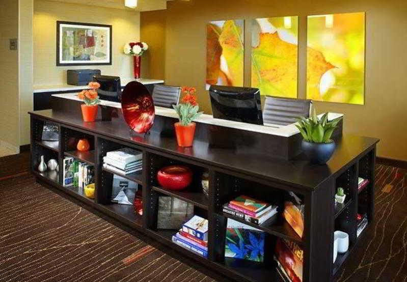 Courtyard By Marriott Pittsburgh Washington Meadow Lands Hotell Eksteriør bilde