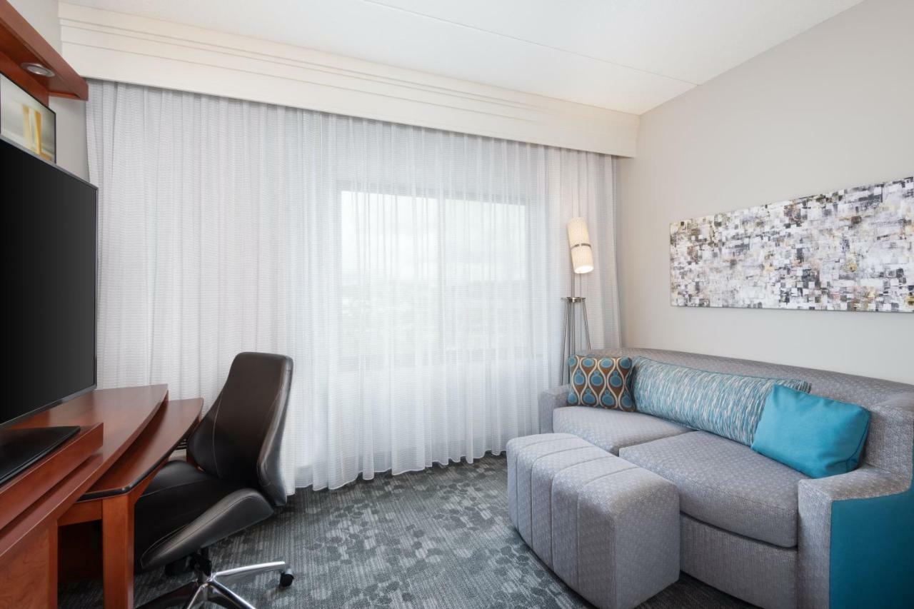 Courtyard By Marriott Pittsburgh Washington Meadow Lands Hotell Eksteriør bilde
