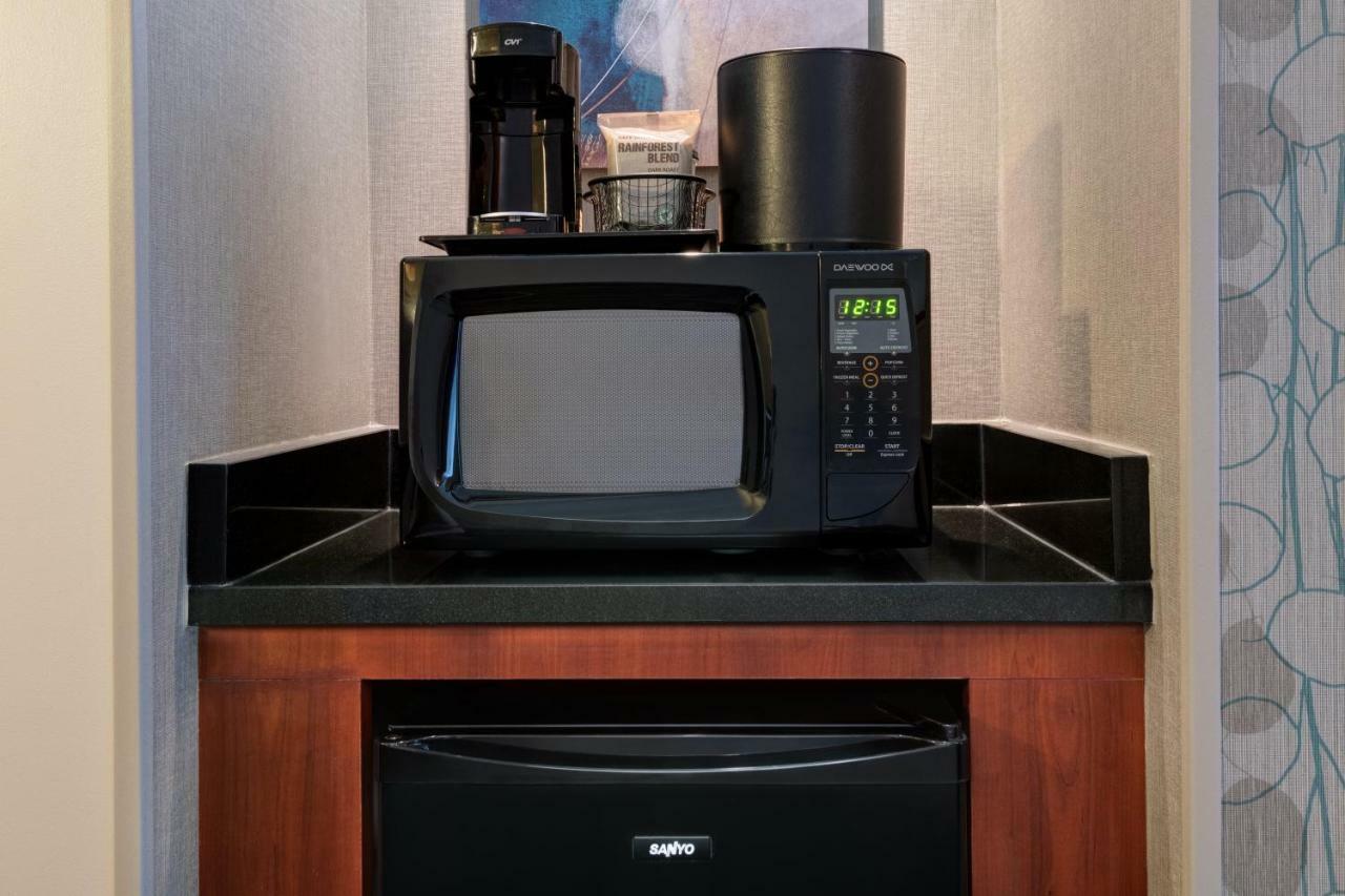 Courtyard By Marriott Pittsburgh Washington Meadow Lands Hotell Eksteriør bilde