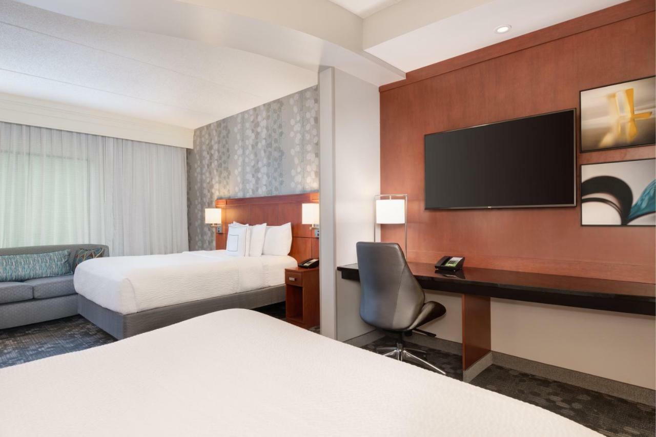 Courtyard By Marriott Pittsburgh Washington Meadow Lands Hotell Eksteriør bilde